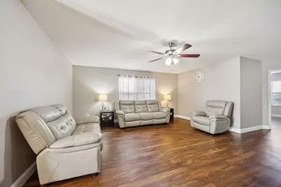 14714 Cedar Creek Way, Balch Springs, TX 75180 - Photo 4