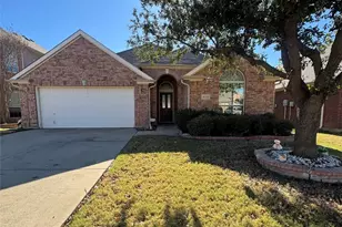 4624 Keith Dr, Fort Worth, TX 76244 - Photo 2