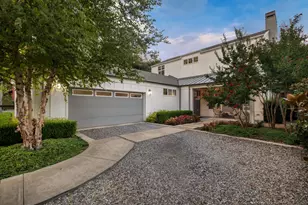 2014 Lakeland Dr, Dallas, TX 75218 - Photo 2