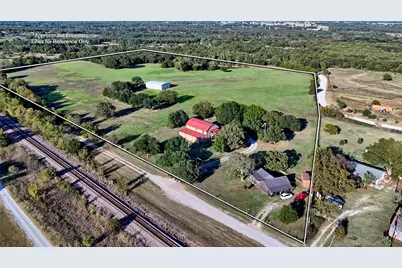 712 Front Street, Sunset, TX 76270 - Photo 36