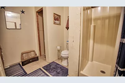 712 Front Street, Sunset, TX 76270 - Photo 20