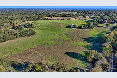 712 Front Street, Sunset, TX 76270 - Photo 24