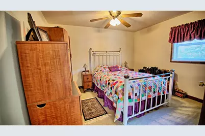 712 Front Street, Sunset, TX 76270 - Photo 18