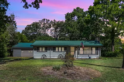 733 Cedarcrest Drive, Tool, TX 75143 - Photo 1