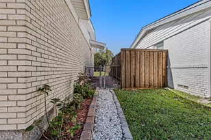 9865 Marlin Dr, Dallas, TX 75228 - Photo 24