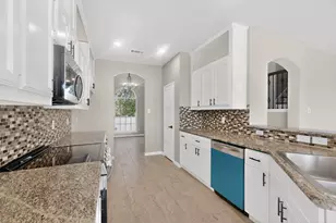 9716 Brenden Dr, Fort Worth, TX 76108 - Photo 14