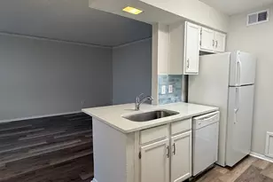 3624 Parkridge Dr, Dallas, TX 75234 - Photo 6