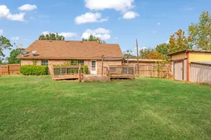 302 Cripple Creek, Powderly, TX 75473 - Photo 20