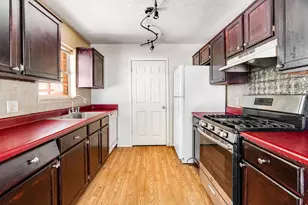 302 Cripple Creek, Powderly, TX 75473 - Photo 14