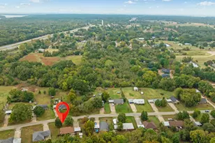 302 Cripple Creek, Powderly, TX 75473 - Photo 22