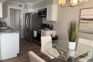 5726 Marvin Loving Dr, Garland, TX 75043 - Photo 4