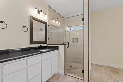 1522 Harris Street, Gainesville, TX 76240 - Photo 20