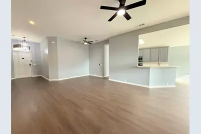 1004 Broken Spoke Drive, Little Elm, TX 75068 - Photo 4