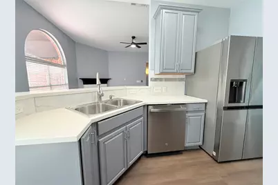 1004 Broken Spoke Drive, Little Elm, TX 75068 - Photo 6