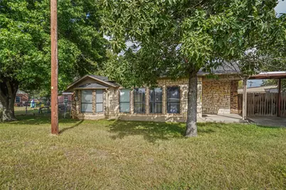 207 School House Road, Paradise, TX 76073 - Photo 2