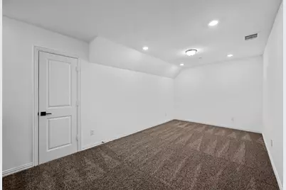 2226 Adena Springs Drive, Allen, TX 75013 - Photo 10