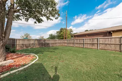 8515 Baumgarten Drive, Dallas, TX 75228 - Photo 20