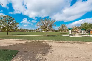 8515 Baumgarten Dr, Dallas, TX 75228 - Photo 22