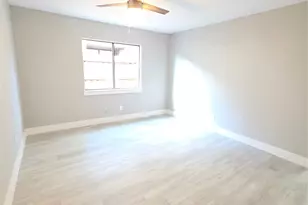 7334 Oakmore Dr, Dallas, TX 75249 - Photo 16