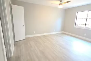 7334 Oakmore Dr, Dallas, TX 75249 - Photo 18