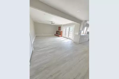 7334 Oakmore Drive, Dallas, TX 75249 - Photo 12