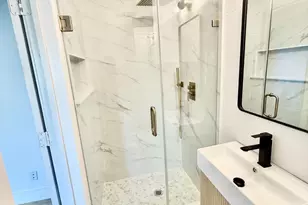 3929 Buena Vista St, Dallas, TX 75204 - Photo 26