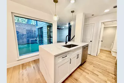 3929 Buena Vista Street #F, Dallas, TX 75204 - Photo 10