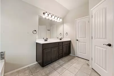 612 Ravenwood Drive, Saginaw, TX 76179 - Photo 26