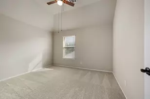 612 Ravenwood Dr, Saginaw, TX 76179 - Photo 30