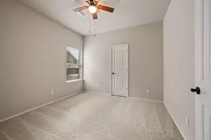 612 Ravenwood Dr, Saginaw, TX 76179 - Photo 32