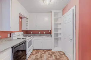 600 NE 11th St, Grand Prairie, TX 75050 - Photo 16