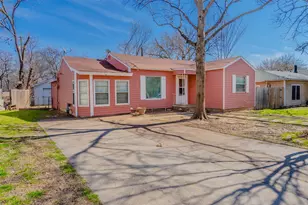 600 NE 11th St, Grand Prairie, TX 75050 - Photo 2