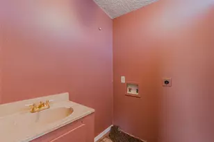 600 NE 11th St, Grand Prairie, TX 75050 - Photo 22