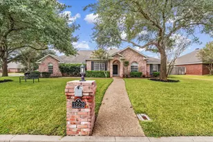 1229 S Haven, Hewitt, TX 76643 - Photo 2