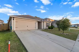 1322 Stubbs Dr, Dallas, TX 75253 - Photo 2