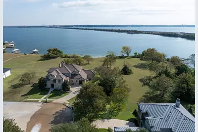2106 Stone Hollow Drive, Rowlett, TX 75088 - Photo 6