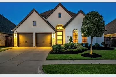 905 Bridle Path Parkway, Aubrey, TX 76227 - Photo 1