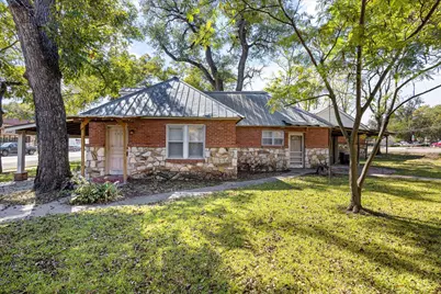 301 NE Barnard Street, Glen Rose, TX 76043 - Photo 20