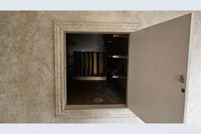 1809 Burton Hill Road, Fort Worth, TX 76107 - Photo 24