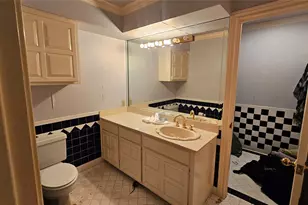 1809 Burton Hill Rd, Fort Worth, TX 76107 - Photo 20