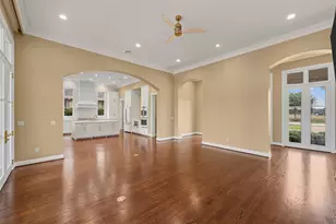 1600 Ridgewood Dr, Waco, TX 76710 - Photo 6