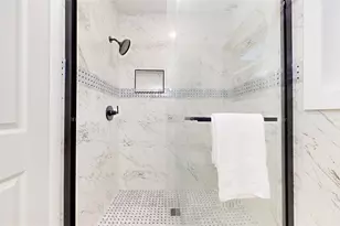 409 Vicki Pl, Hurst, TX 76053 - Photo 16