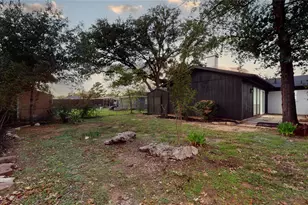 409 Vicki Pl, Hurst, TX 76053 - Photo 28