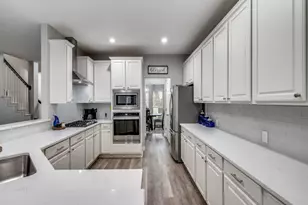 6402 Branchwood Trail, Flower Mound, TX 75028 - Photo 6