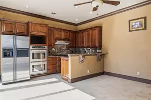 1502 Noble Way, Flower Mound, TX 75022 - Photo 34