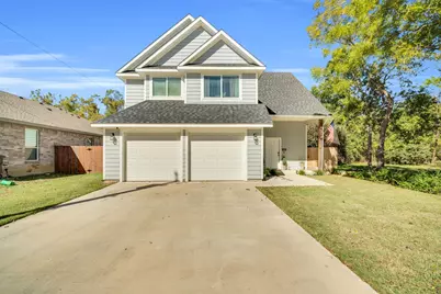 731 E Brown Street, Cleburne, TX 76031 - Photo 1