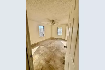 248 Gordon Drive, Azle, TX 76020 - Photo 4