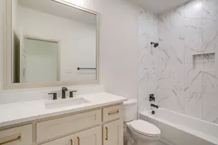 933 Colorado River Dr, Granbury, TX 76048 - Photo 16