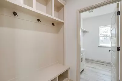 933 Colorado River Drive, Granbury, TX 76048 - Photo 18