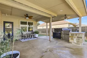 521 Bailer Dr, Crowley, TX 76036 - Photo 12